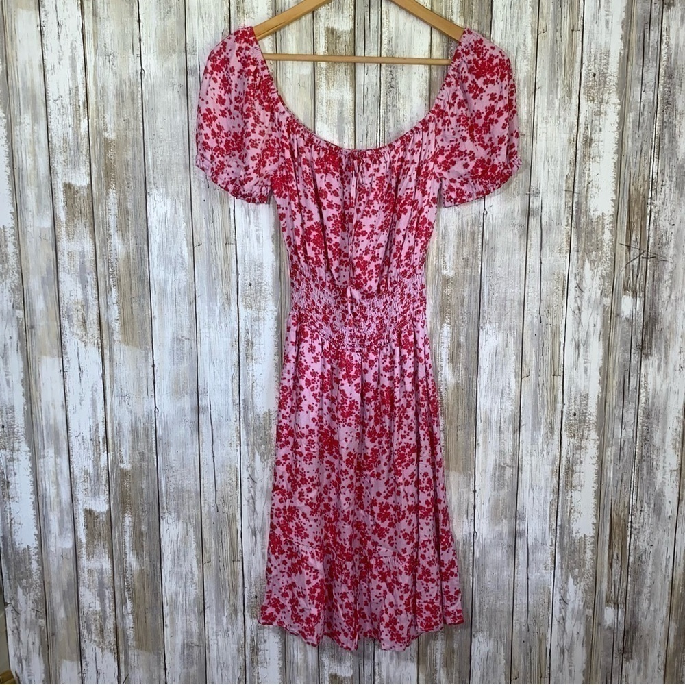 NWT Cupcakes & Cashmere Floral Puff Sleeve Smocked Waist Dress - Picture 1 of 5